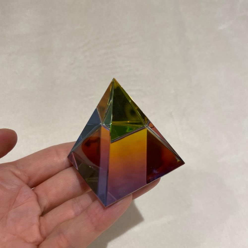 Crystal Pyramid - Picture 14 of 16